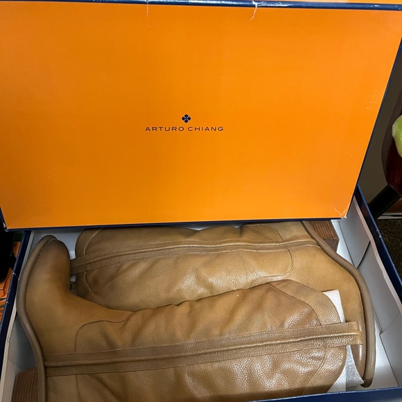 Arturo Chiang size 10M boots for women. - Picture 1 of 10